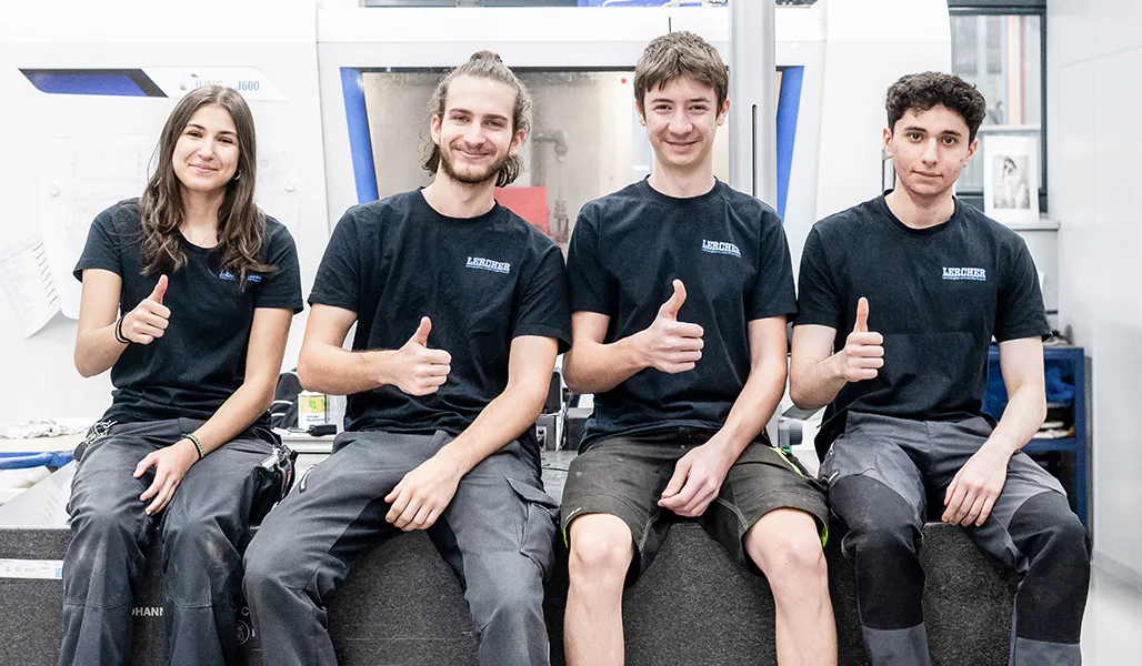 Unseren youngstern gefällt die Lehre bei Lercher Unseren youngstern gefällt die Lehre bei Lercher