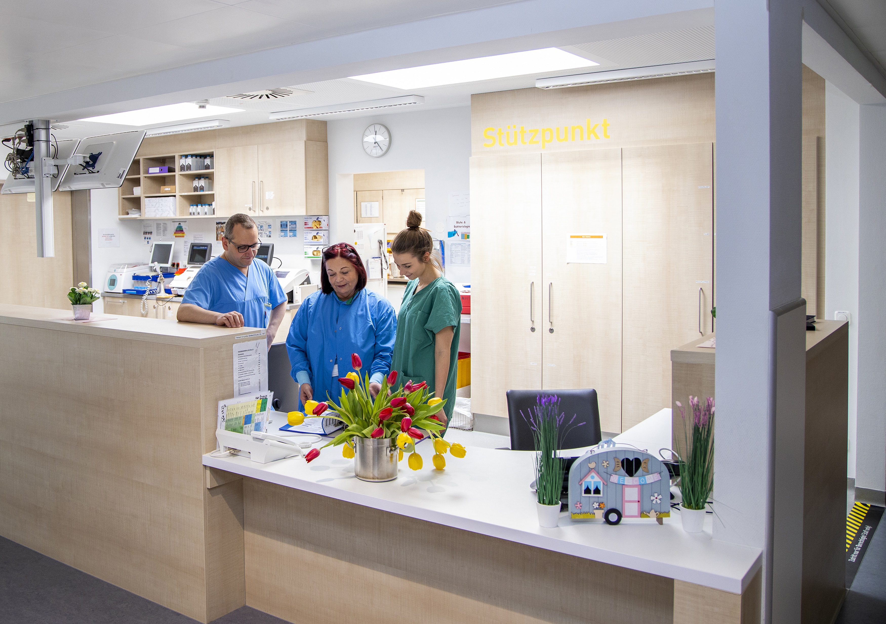 Wir begleiten unsere Patient*innen von der Aufnahme bis zur Entlassung.